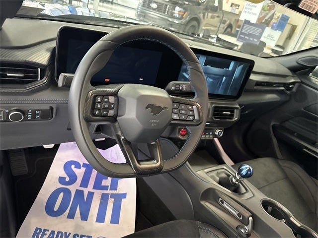 2025 Ford Mustang Dark Horse