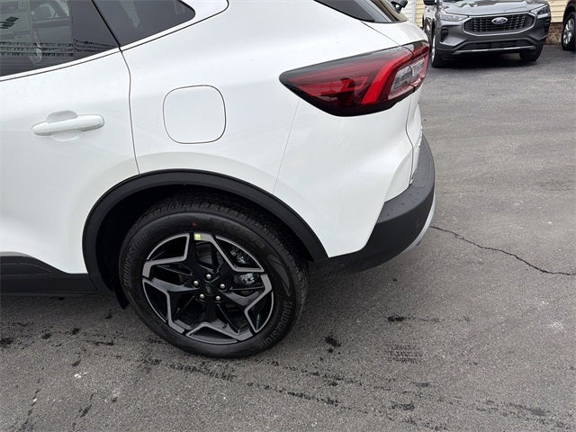 2026 Ford Escape Platinum