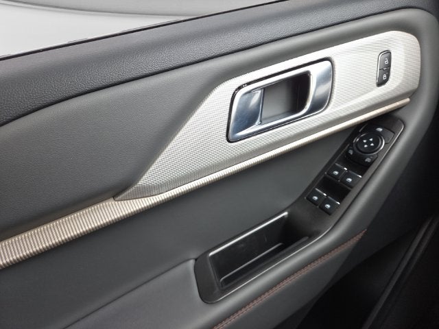 2026 Ford Explorer Active - Photo 11