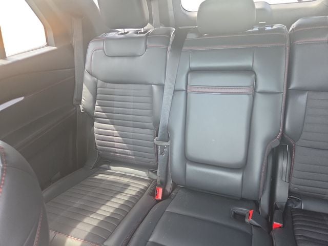 2026 Ford Explorer ST-Line - Photo 40