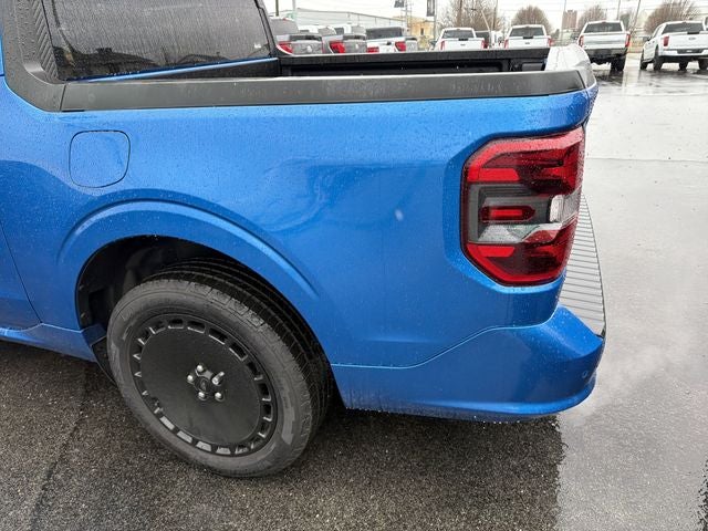 2025 Ford Maverick Lobo Standard