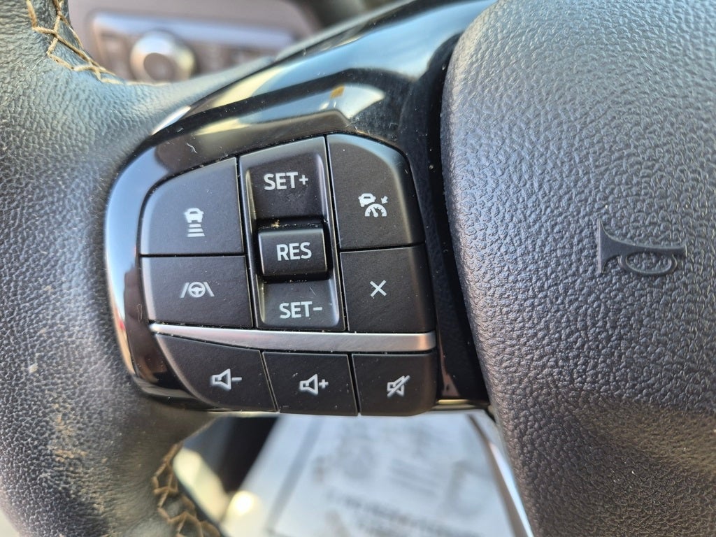 2022 Ford Escape Hybrid Titanium