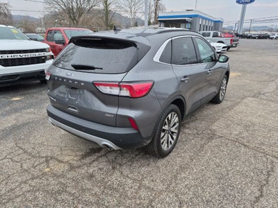 2022 Ford Escape Hybrid Titanium