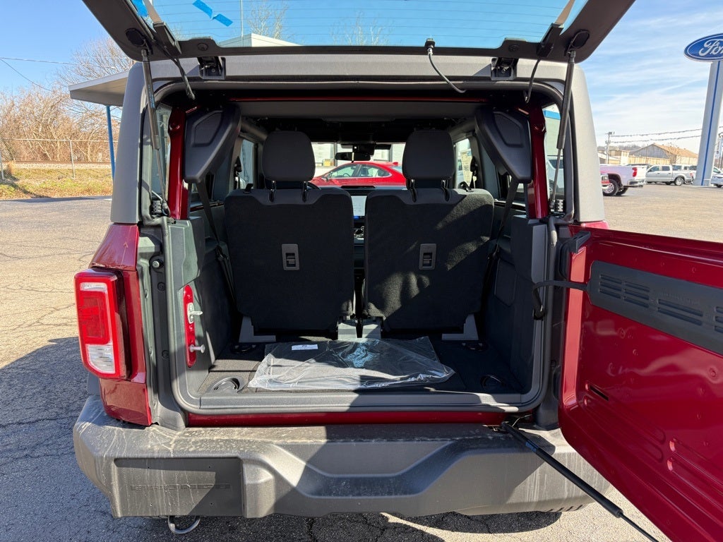 2025 Ford Bronco Base