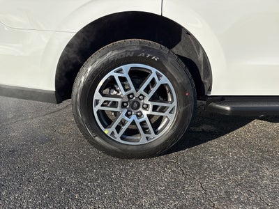 2026 Ford Expedition Active