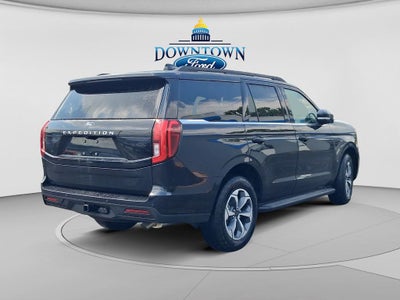 2027 Ford Expedition Active