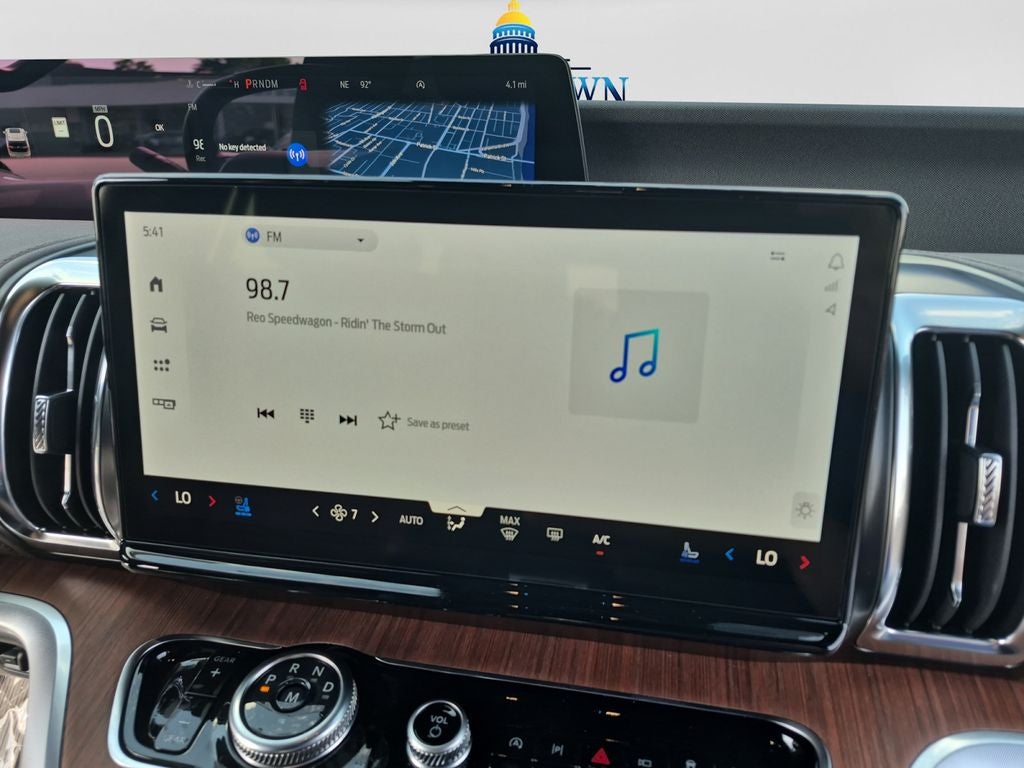 2026 Ford Expedition King Ranch