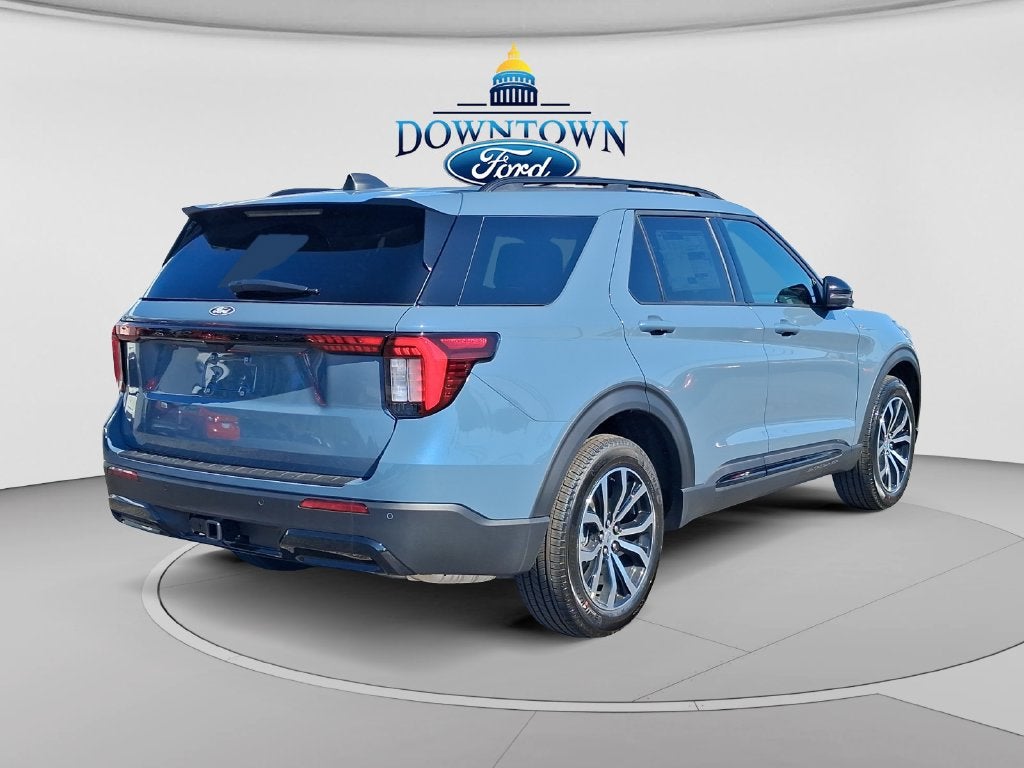 2027 Ford Explorer ST-Line