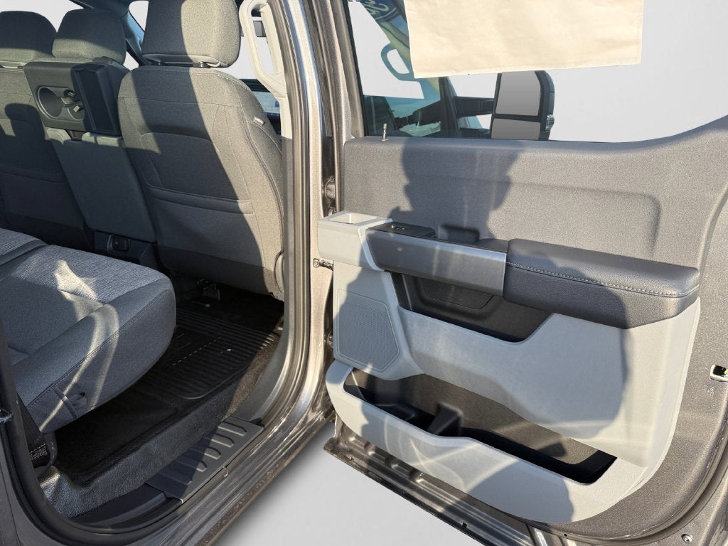 2027 Ford F-250SD XLT