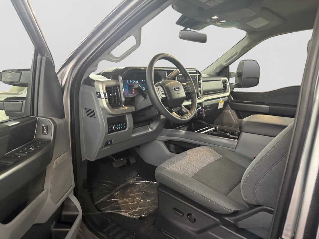 2027 Ford F-250SD XLT