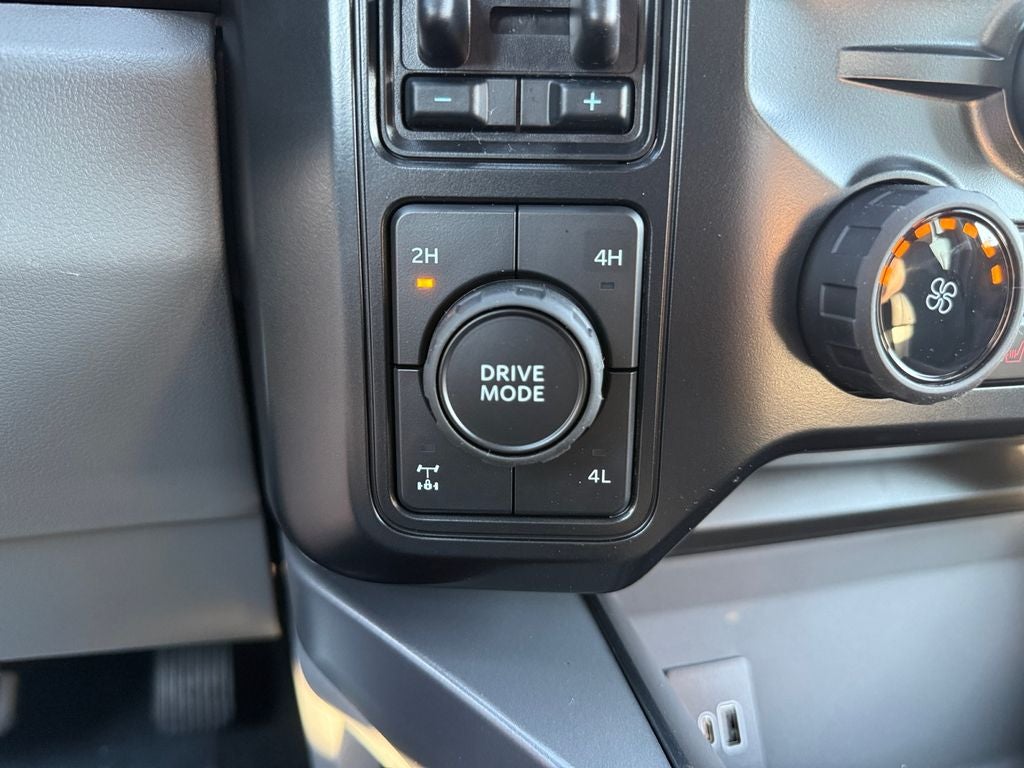 2027 Ford F-250SD XLT