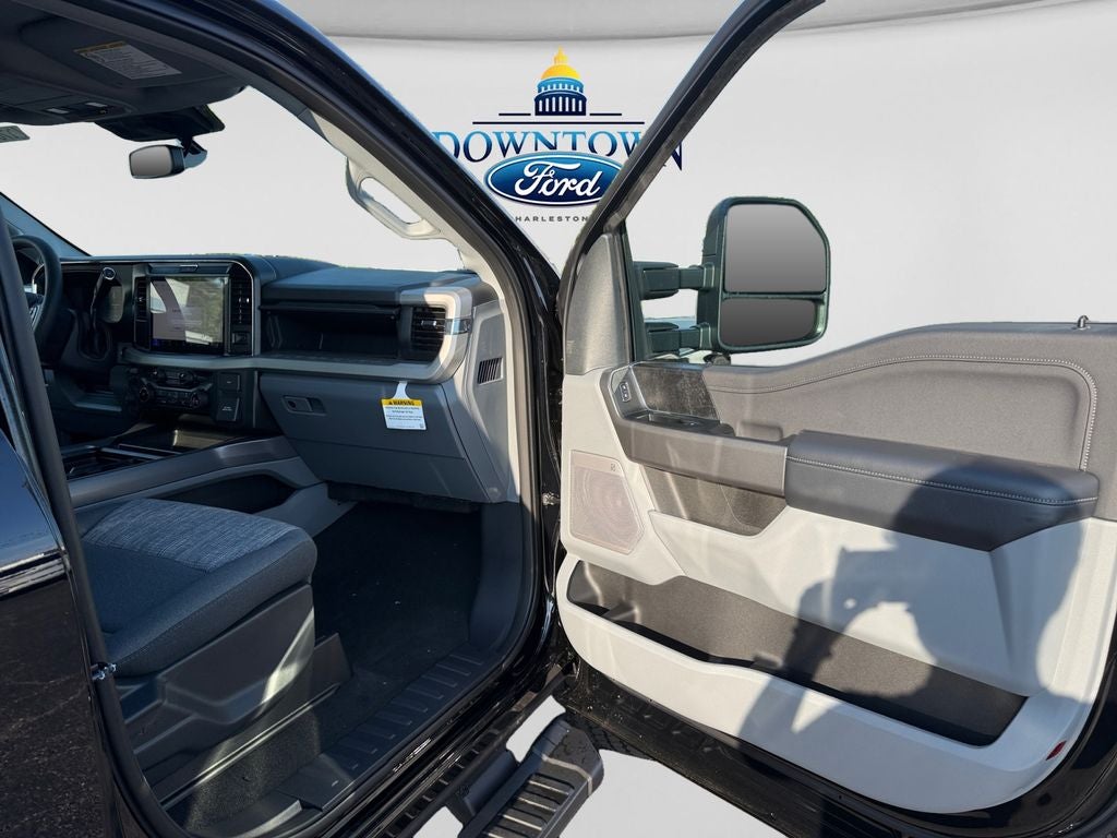 2027 Ford F-250SD XLT