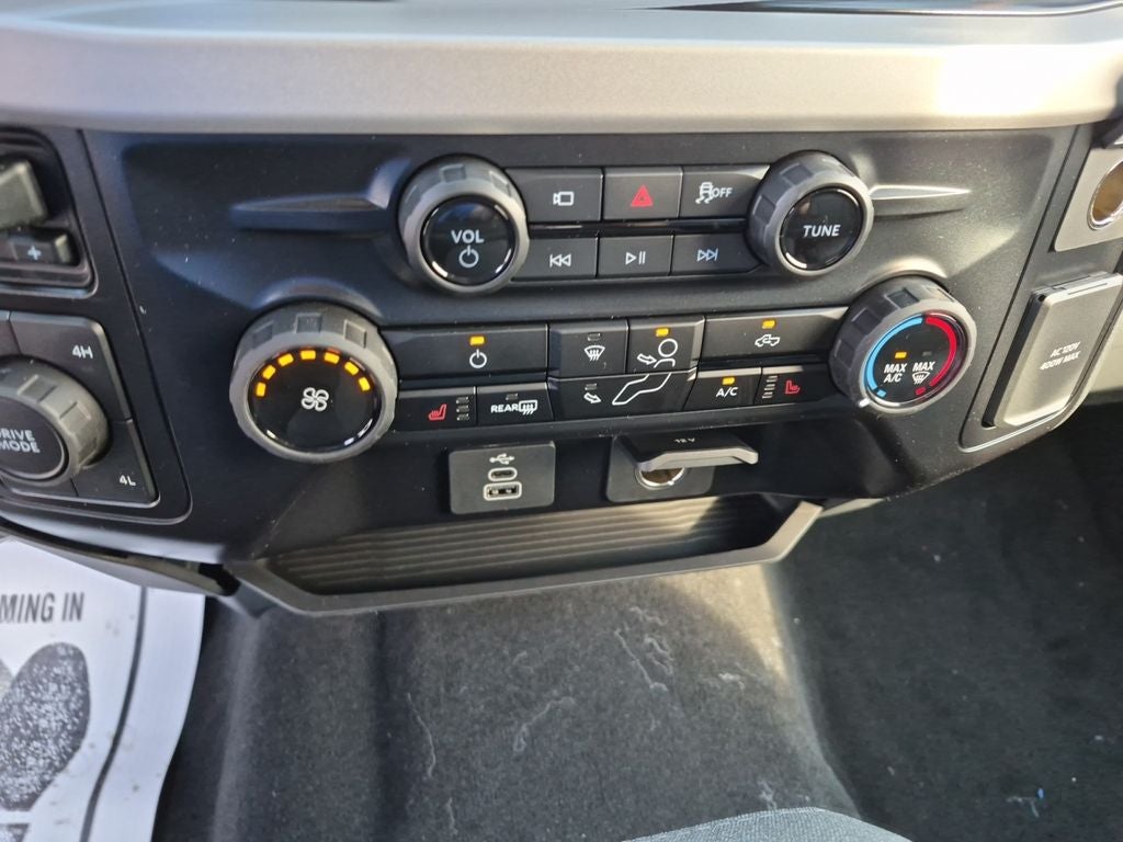 2027 Ford F-250SD XLT
