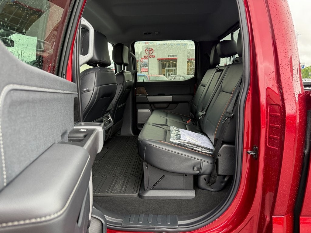 2025 Ford F-350SD Lariat