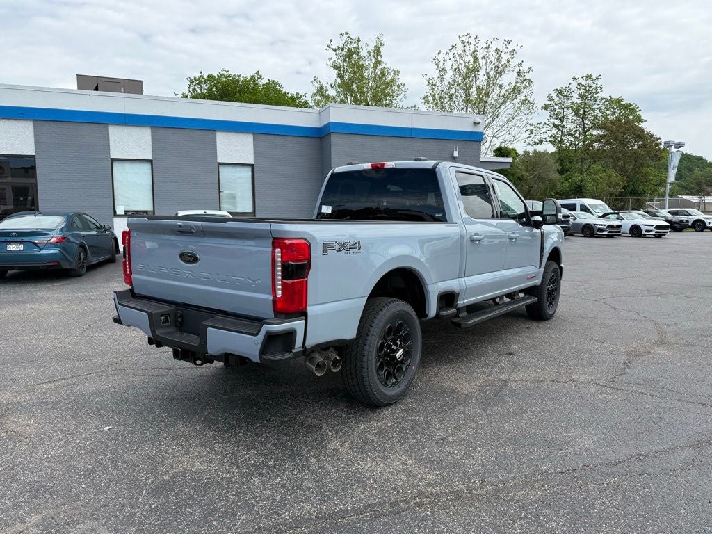 2026 Ford F-350SD F-350® Lariat®