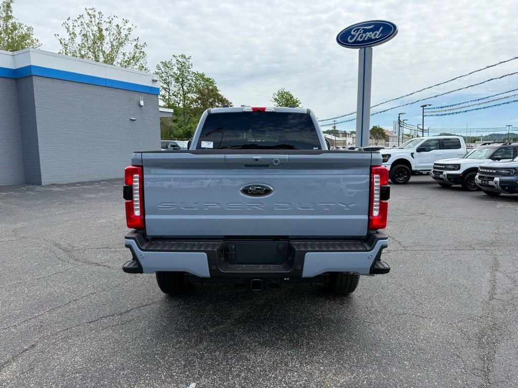 2026 Ford F-350SD F-350® Lariat®