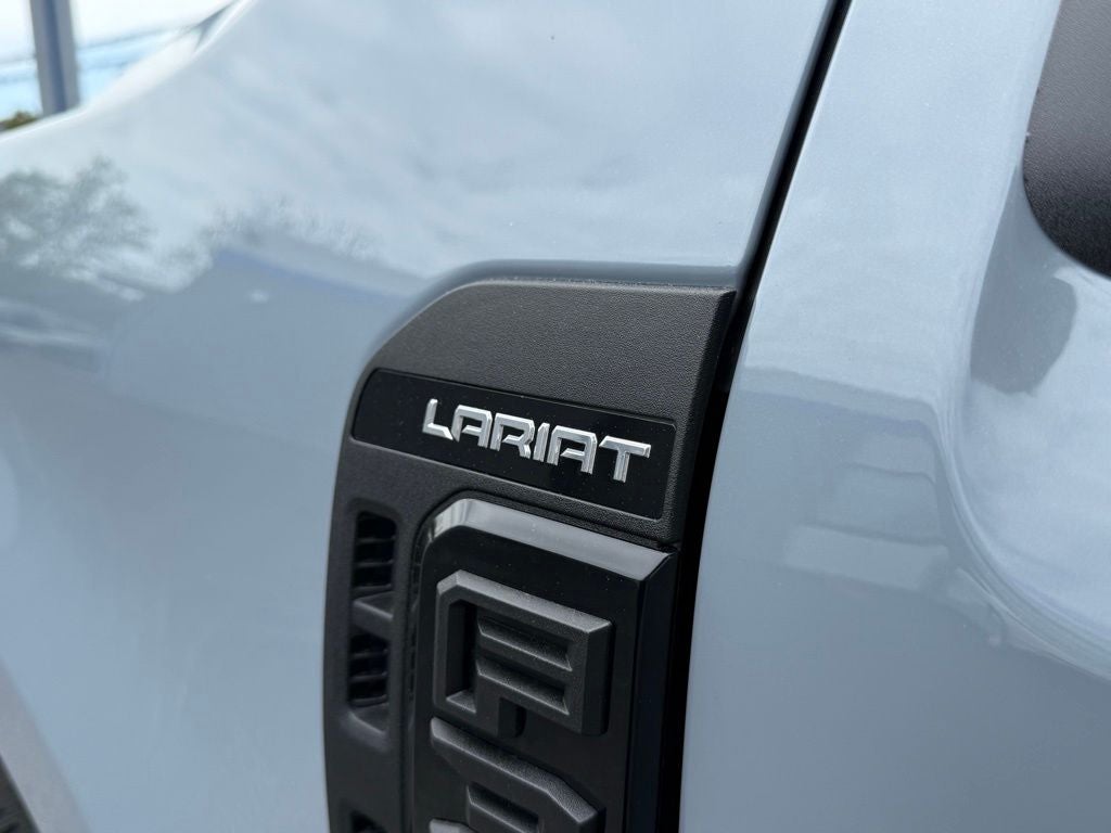 2026 Ford F-350SD F-350® Lariat®