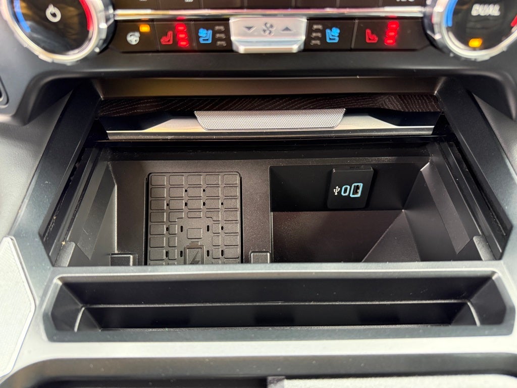 2024 Ford F-350SD Platinum