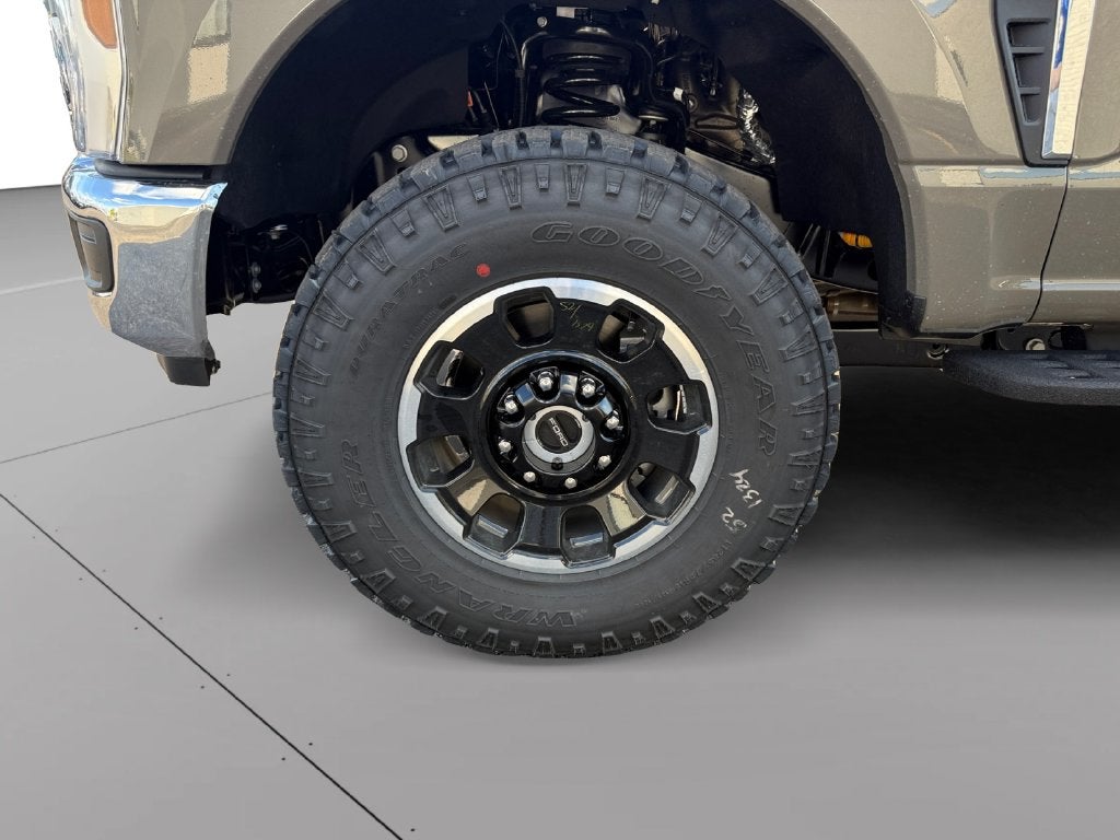 2027 Ford F-350SD F-350® XLT