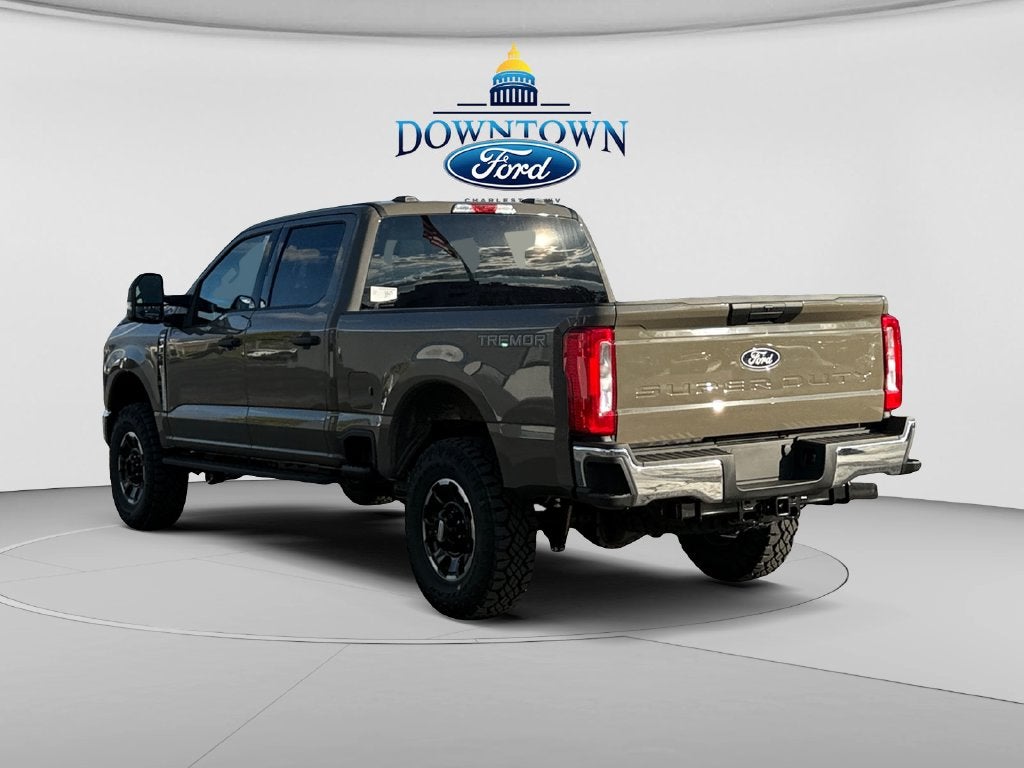 2027 Ford F-350SD F-350® XLT