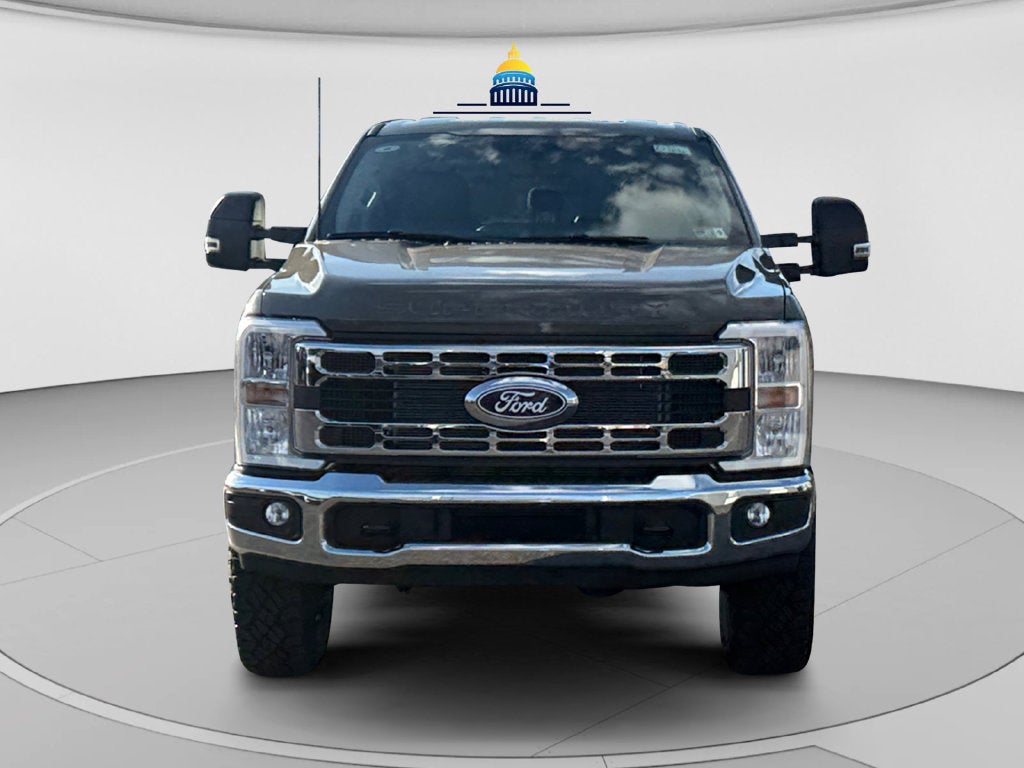 2027 Ford F-350SD F-350® XLT