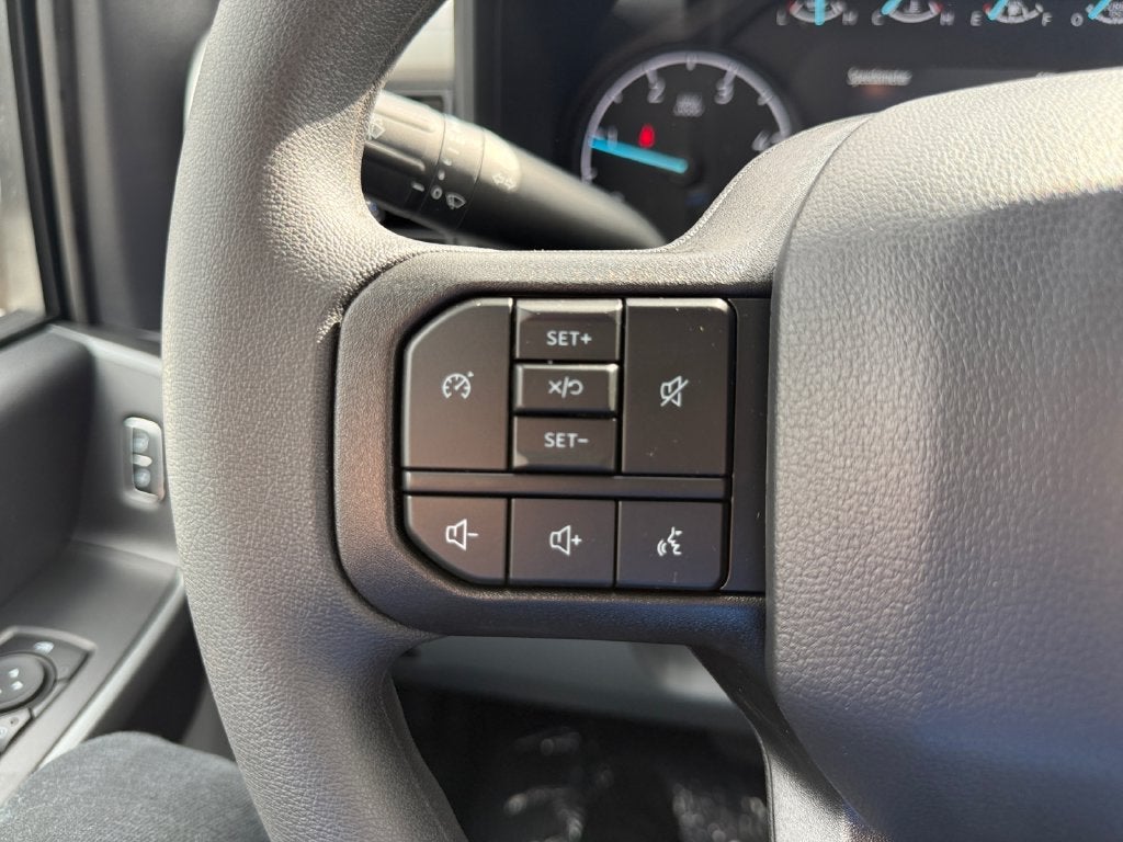 2027 Ford F-350SD DRW