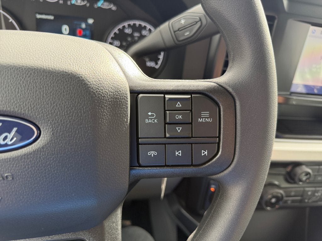 2027 Ford F-350SD DRW