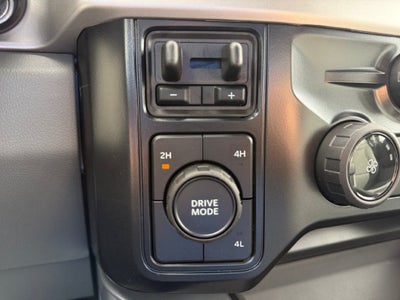 2027 Ford F-350SD DRW