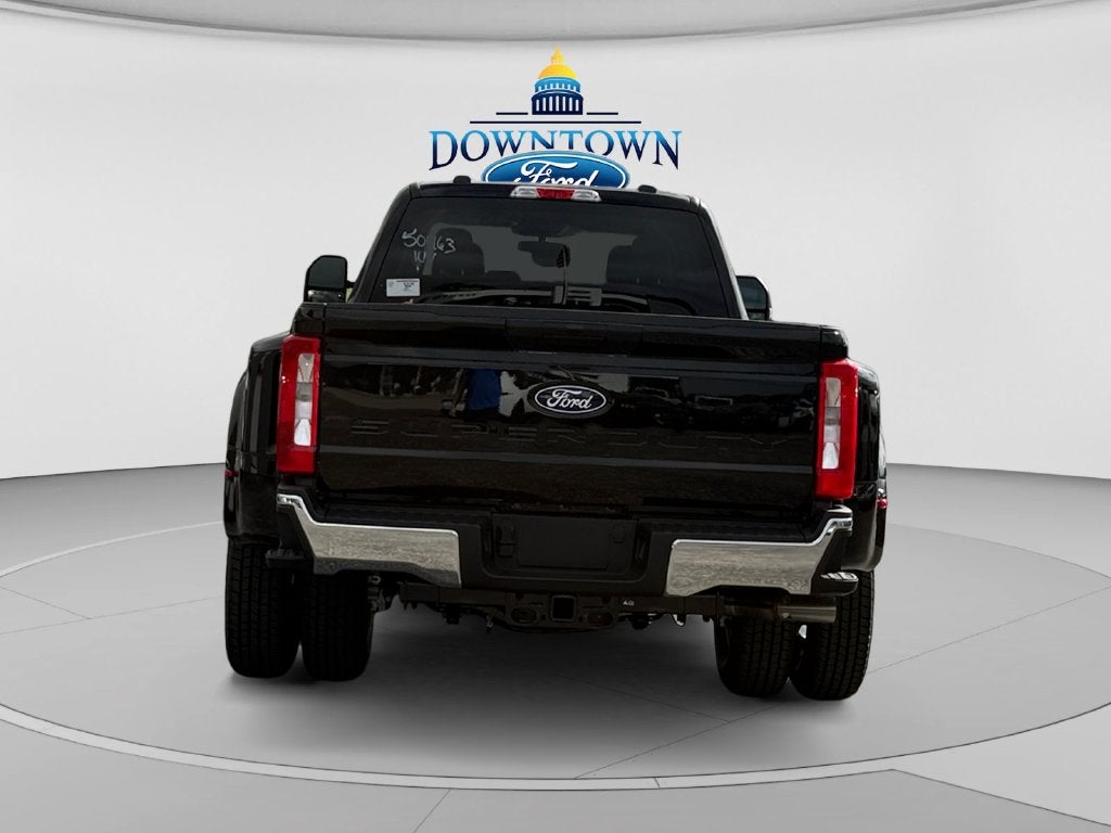 2027 Ford F-350SD DRW