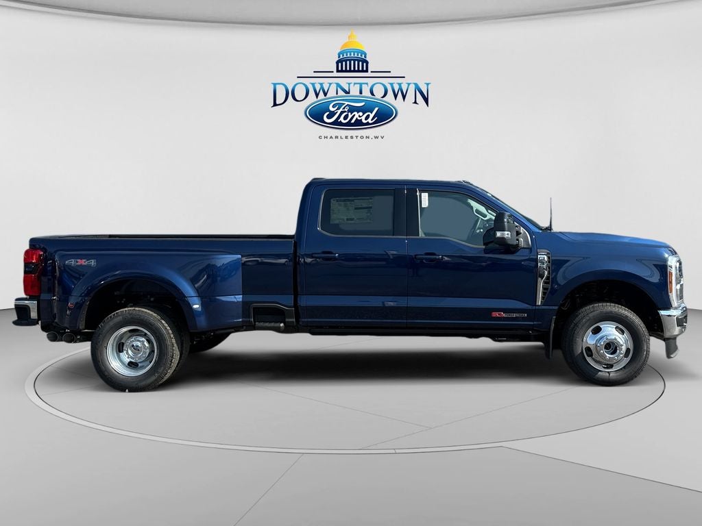 2027 Ford F-350SD Lariat DRW