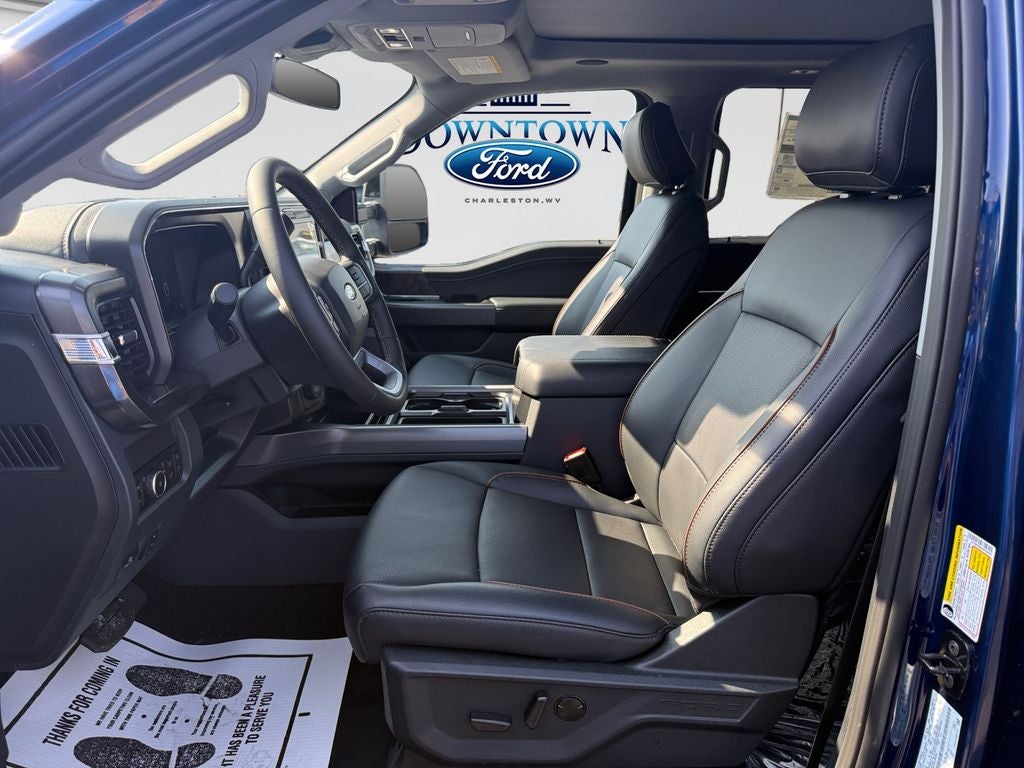 2027 Ford F-350SD Lariat DRW
