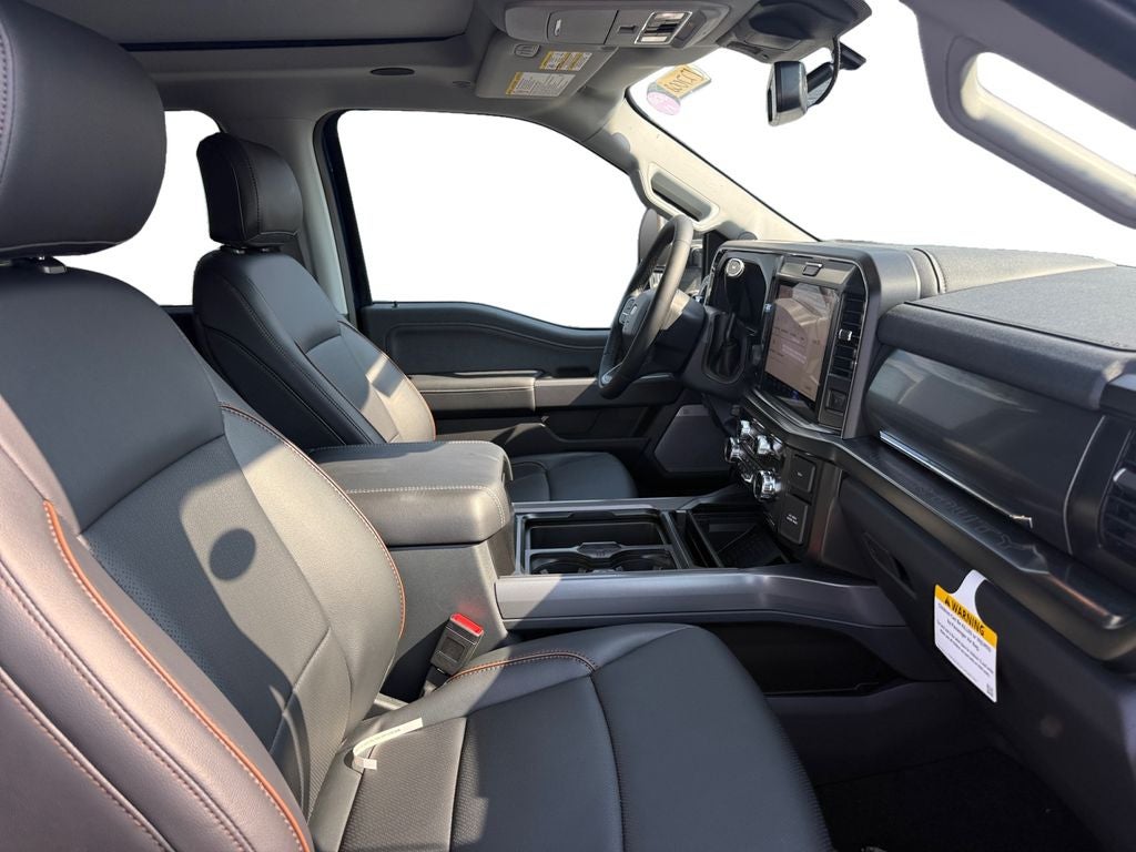 2027 Ford F-350SD Lariat DRW