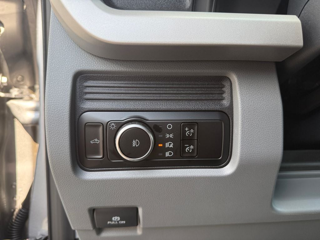 2027 Ford F-350SD XL DRW