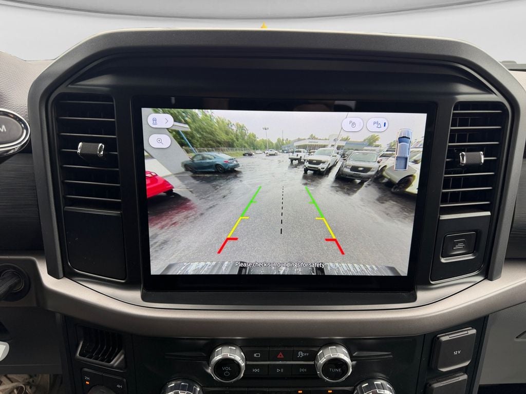 2025 Ford F-150 XLT 6 IN Lift