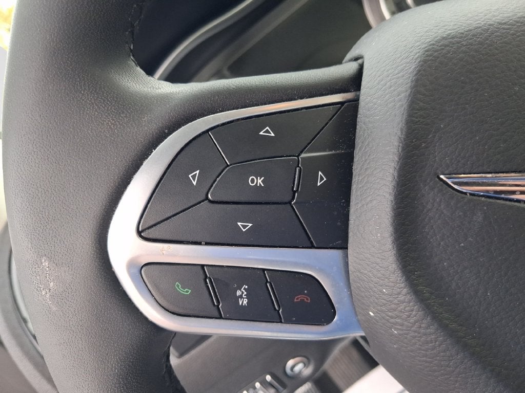 2023 Chrysler 300 Touring
