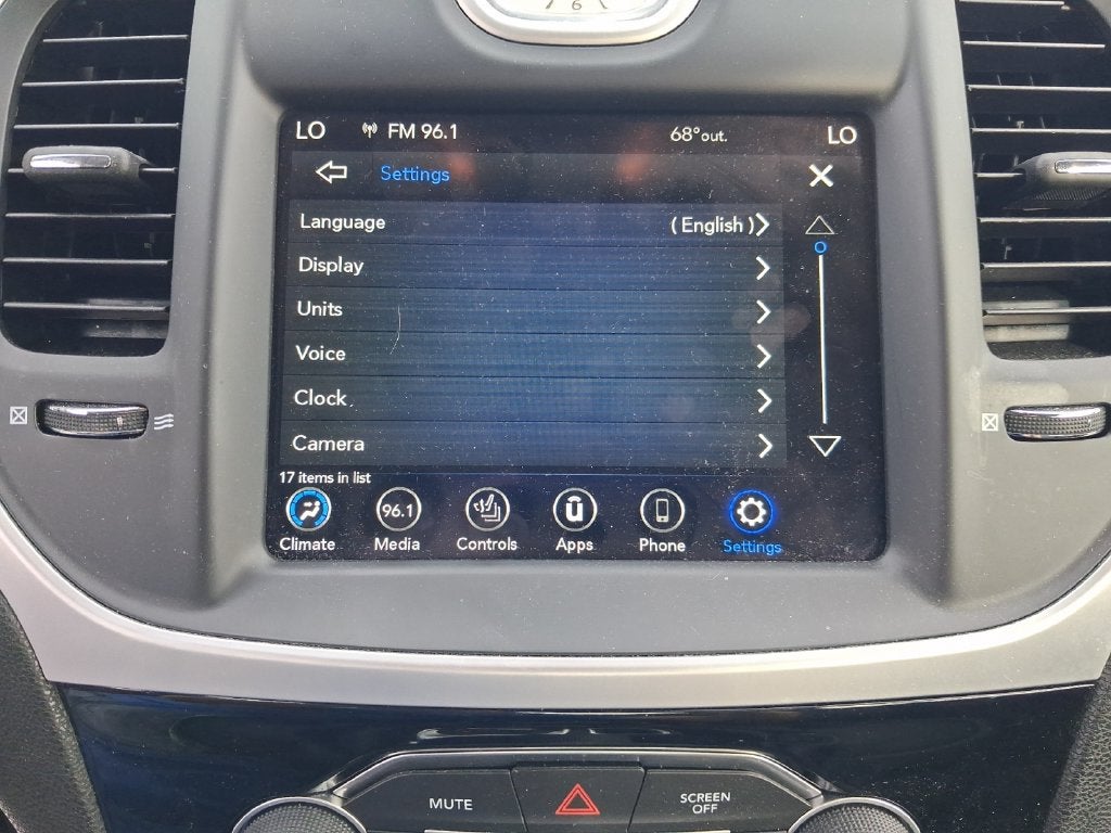2023 Chrysler 300 Touring