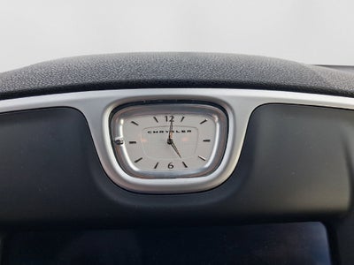 2023 Chrysler 300 Touring