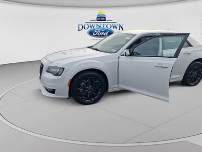 2023 Chrysler 300 Touring