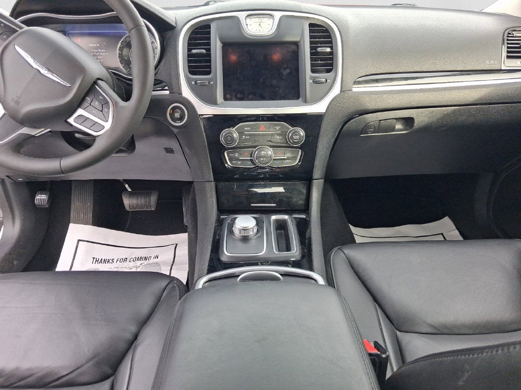 2023 Chrysler 300 Touring