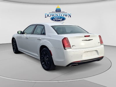 2023 Chrysler 300 Touring