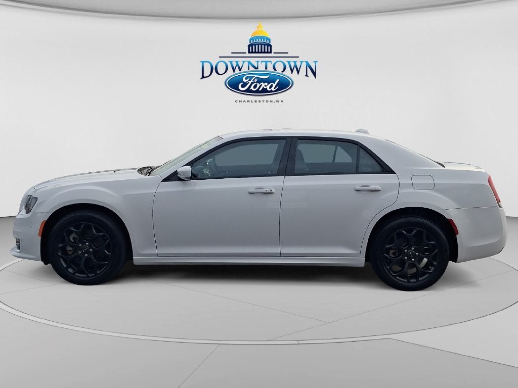 2023 Chrysler 300 Touring