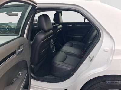 2023 Chrysler 300 Touring