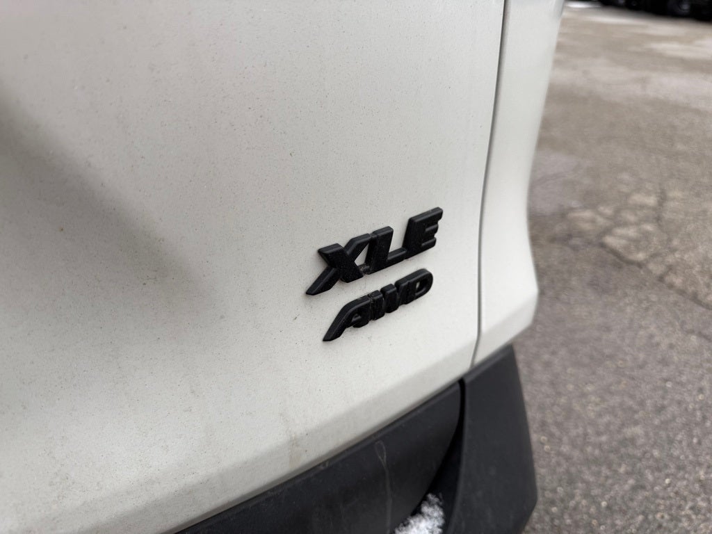 2024 Toyota RAV4 XLE Premium