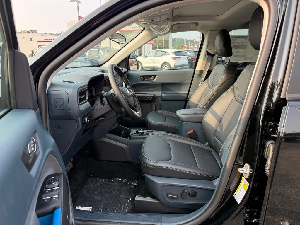 2025 Ford Maverick Lobo Standard