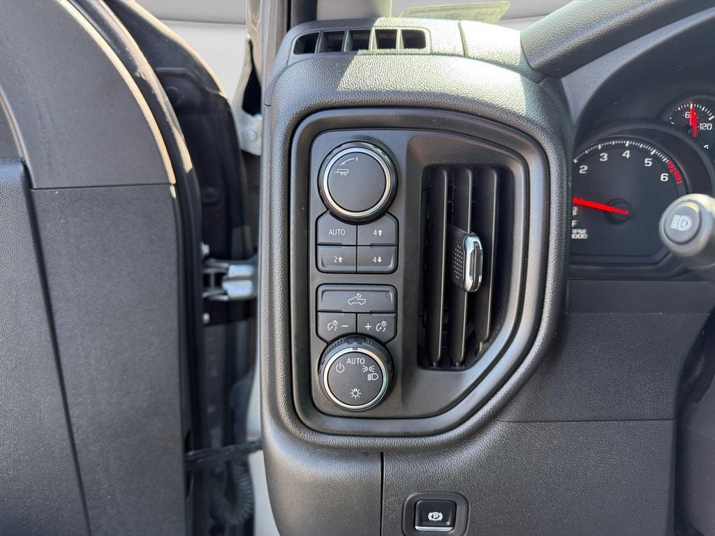 2025 Chevrolet Silverado 1500 Custom Trail Boss