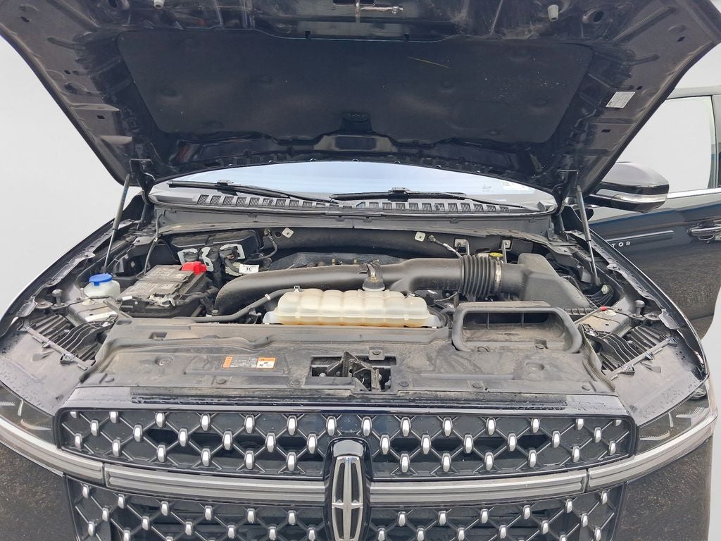 2025 Lincoln Navigator Black Label