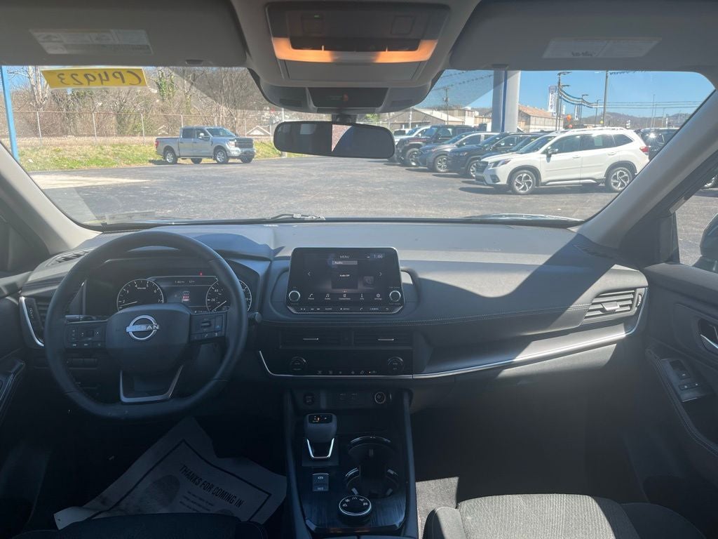 2025 Nissan Rogue SV