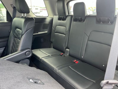 2023 Nissan Pathfinder Platinum