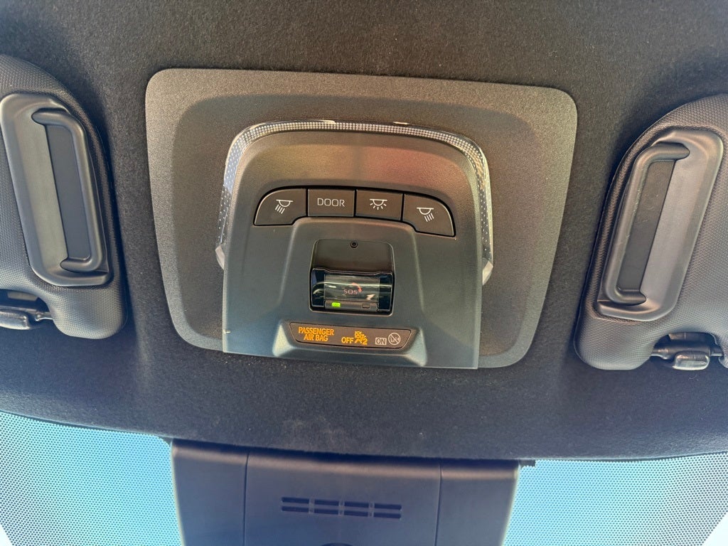 2023 Toyota Corolla Cross Hybrid SE