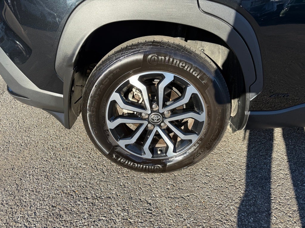 2023 Toyota Corolla Cross Hybrid SE